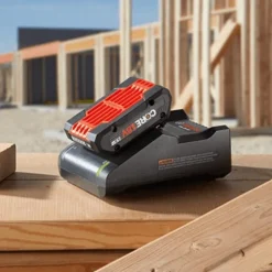 Bosch 18V CORE18V Starter Kit w/ CORE18V 4.0 Ah Compact Battery GXS18V-15N15