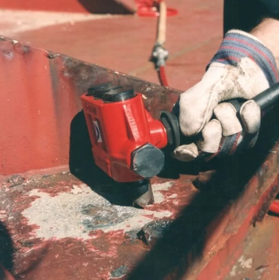 CS Unitec TCT Cruciform Piston Triple Head Pneumatic Hand-Held Scaling Hammer 153.5300