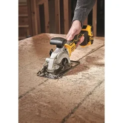 DeWalt ATOMIC 20V MAX Brushless 4-1/2