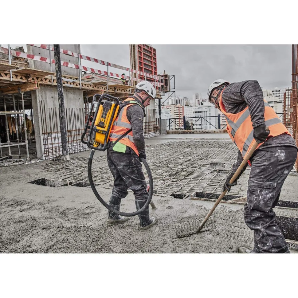 DeWalt POWERSHIFT™ Backpack Concrete Vibrator DCPS310AG2