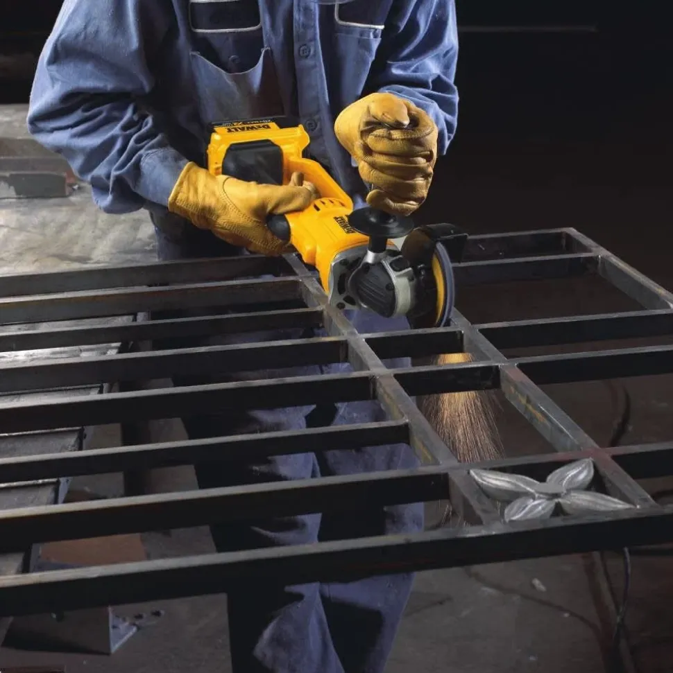 DeWalt 20V MAX Lithium Ion 45/5" Cut-Off Tool With 20V MAX* 3Ah Battery (4 Pack) DW-DCB200-4-DW-DCG412B