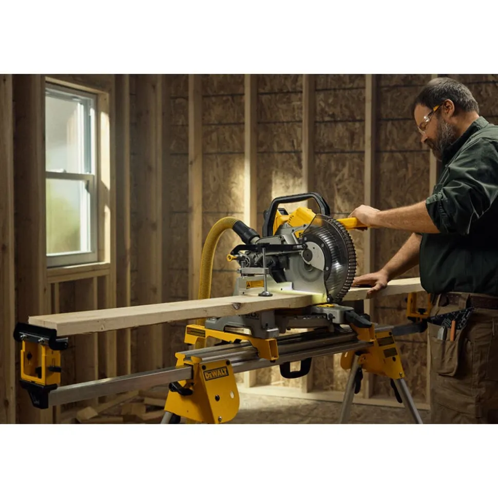 DeWalt 20V MAX XR 10" Double Bevel Fixed Miter Saw (8.0Ah) Kit DCS714WW1