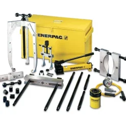 Enerpac 36 Ton, Hydraulic Master Puller Set with Hand Pump BHP3751G
