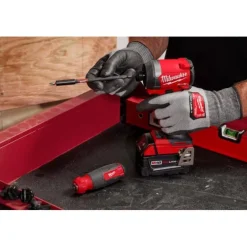 Milwaukee 14-in-1 Multi-Bit Screwdriver w/ SHOCKWAVE Impact Duty Bits 48-22-2915
