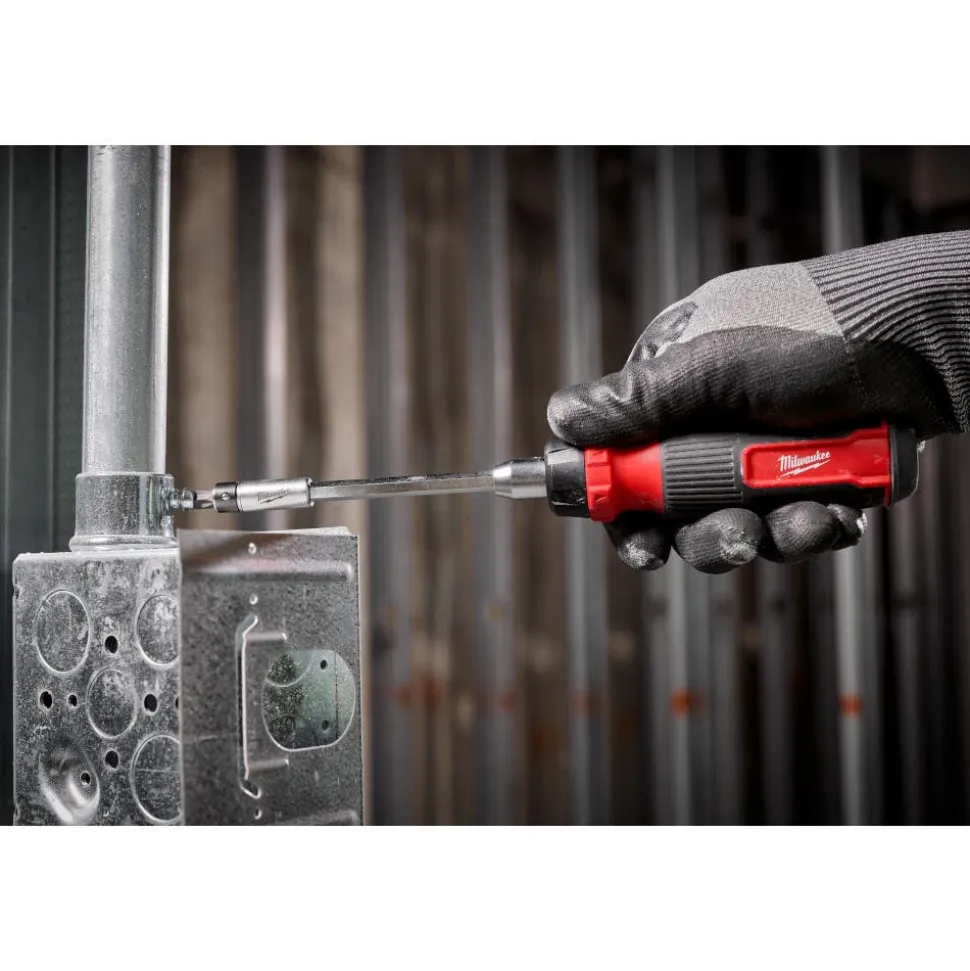 Milwaukee 27-in-1 Ratcheting Multi-Bit Screwdriver 48-22-2904