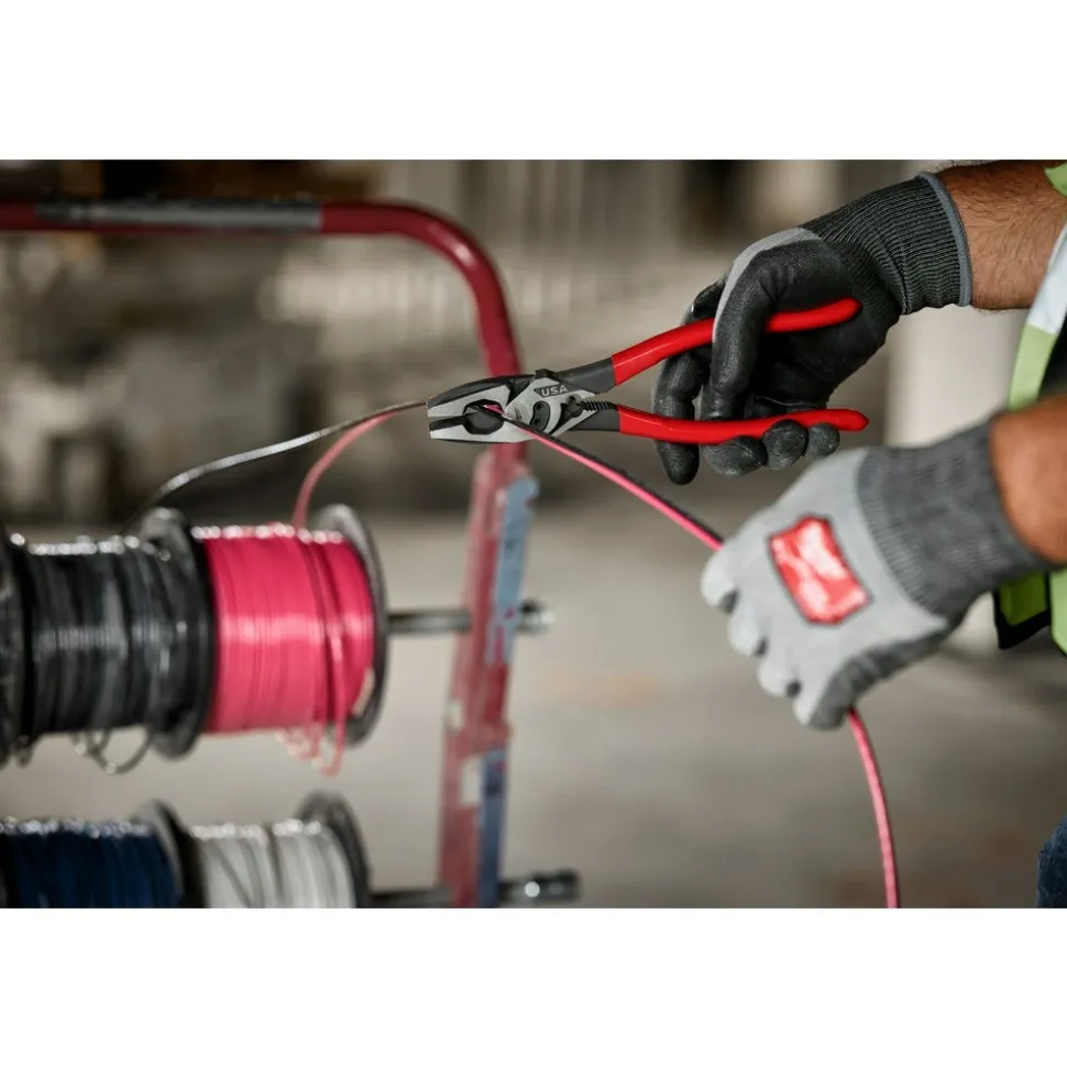 Milwaukee 9" Lineman's Dipped Grip Pliers w/ Crimper & Bolt Cutter (USA) MT500C