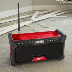 Milwaukee M18 Bluetooth Jobsite Radio 2952-20