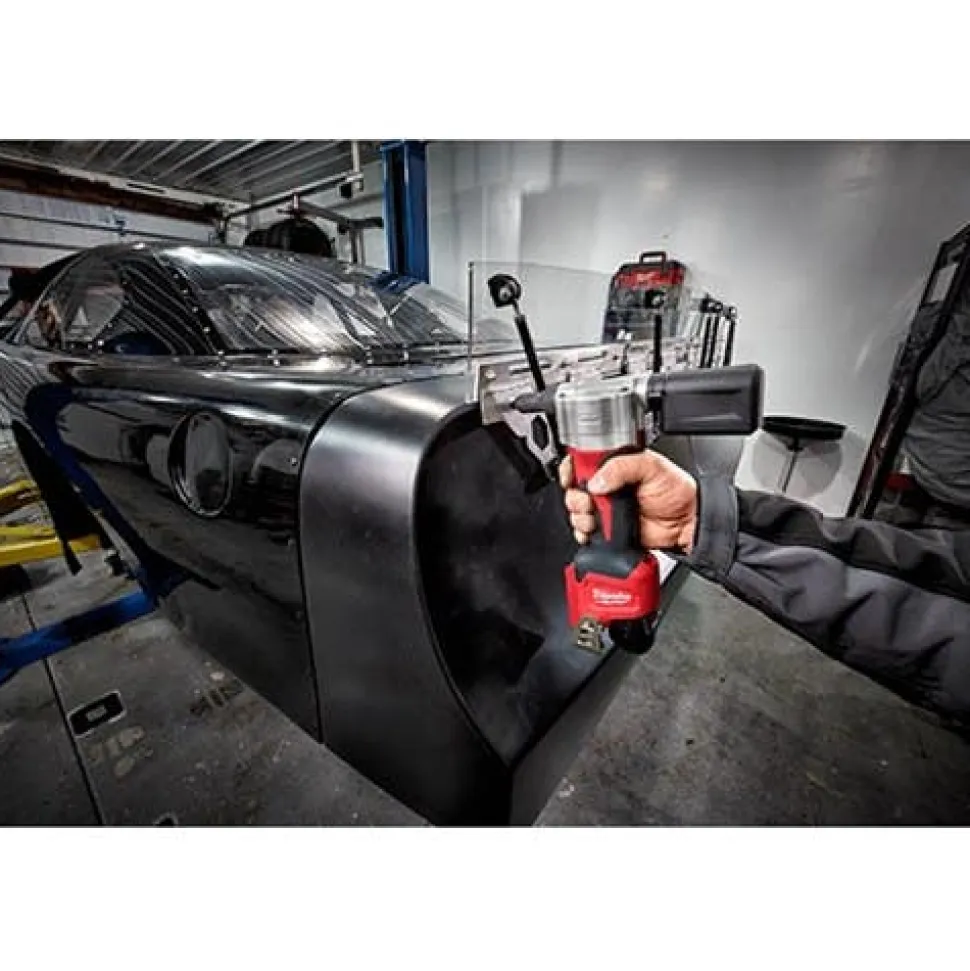 Milwaukee M12 Cordless Rivet Tool (1.5Ah) Kit 2550-22