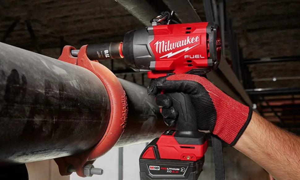 Milwaukee M18 FUEL 1/2" High Torque Impact Wrench w/ Pin Detent 2966-20
