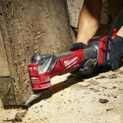 Milwaukee M18 FUEL Oscillating Multi-Tool Kit 2836-21