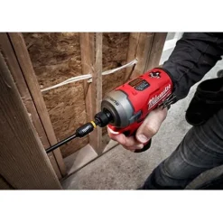 Milwaukee M12 FUEL SURGE 1/4