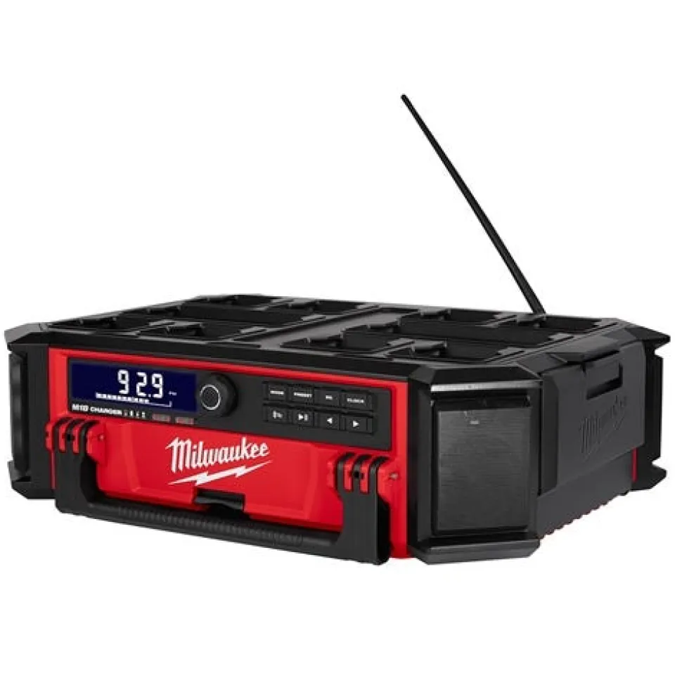 Milwaukee M18 PACKOUT Radio + Charger 2950-20