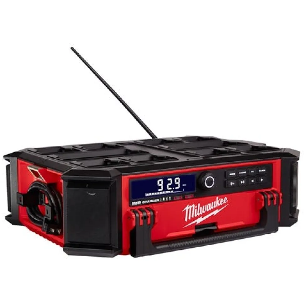 Milwaukee M18 PACKOUT Radio + Charger 2950-20
