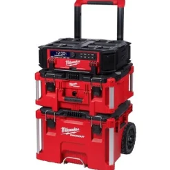 Milwaukee M18 PACKOUT Radio + Charger 2950-20