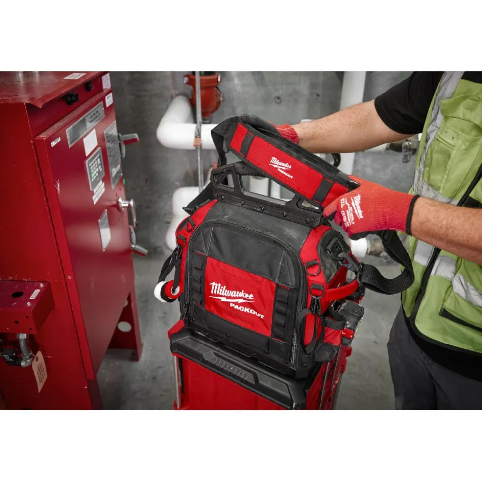 Milwaukee PACKOUT 15" Structured Tool Bag 48-22-8316