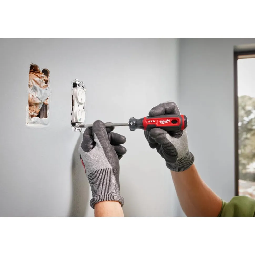 Milwaukee #2 Phillips 4" Cushion Grip Screwdriver (USA) MT202