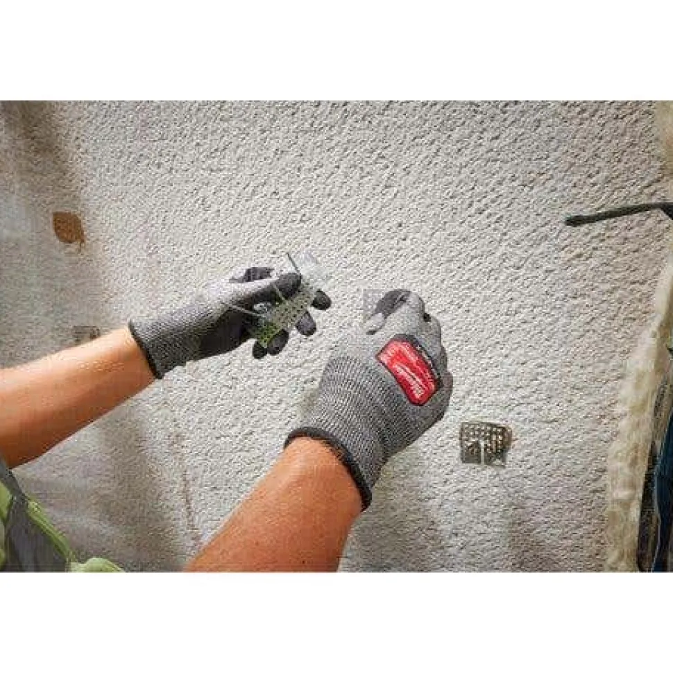 Milwaukee Tools Cut Level 3 High-Dexterity Nitrile Dipped Gloves 48-73-713