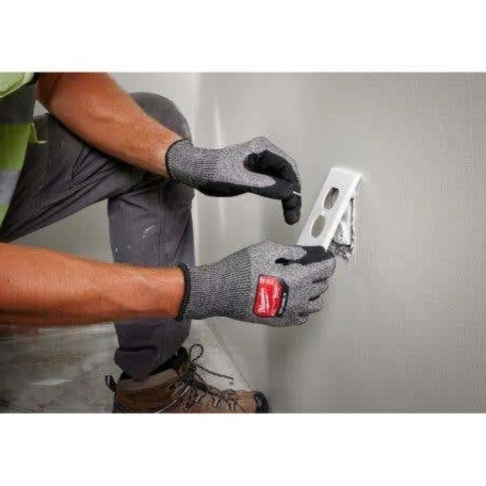 Milwaukee Tools Cut Level 3 High-Dexterity Nitrile Dipped Gloves 48-73-713