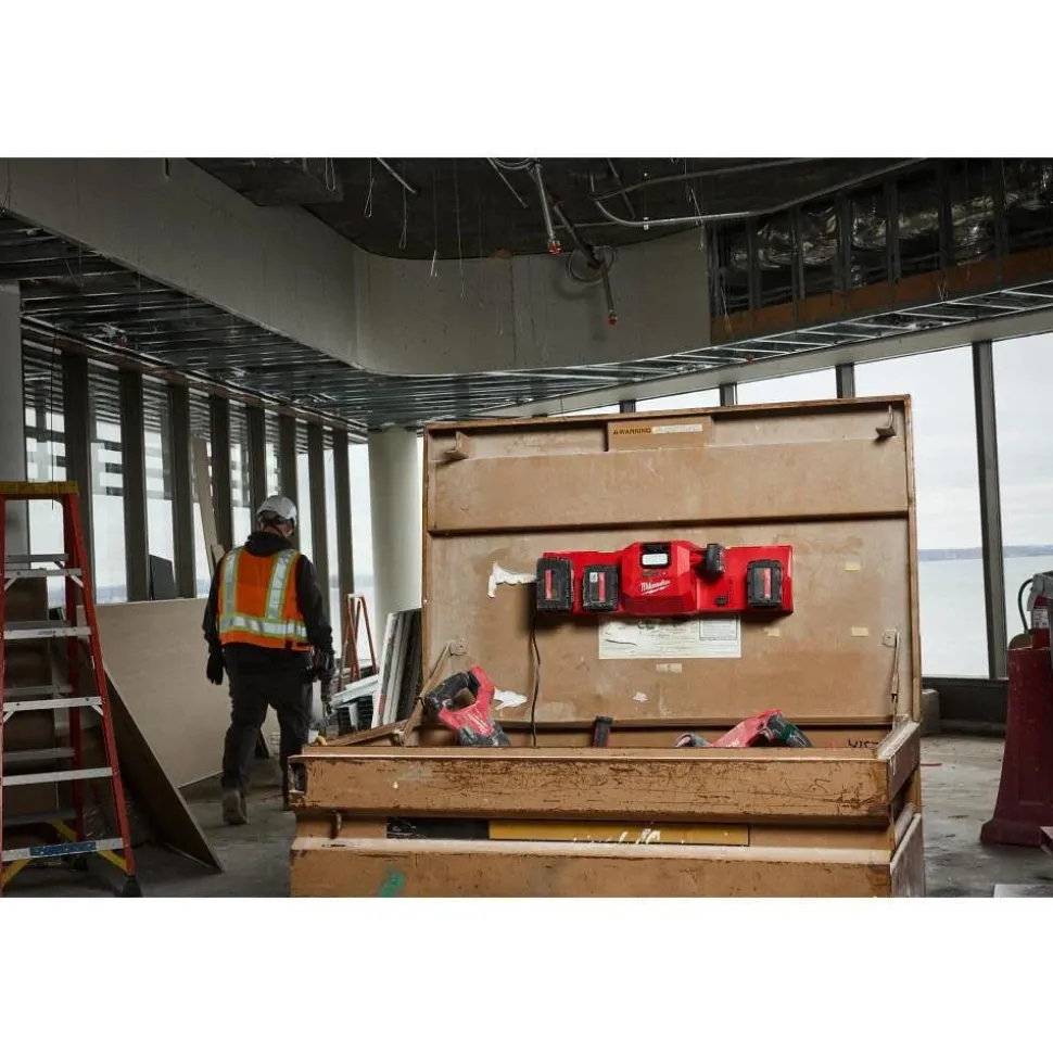 Milwaukee Tools M18™ and M12™ Gangbox Rapid Charger 48-59-1804