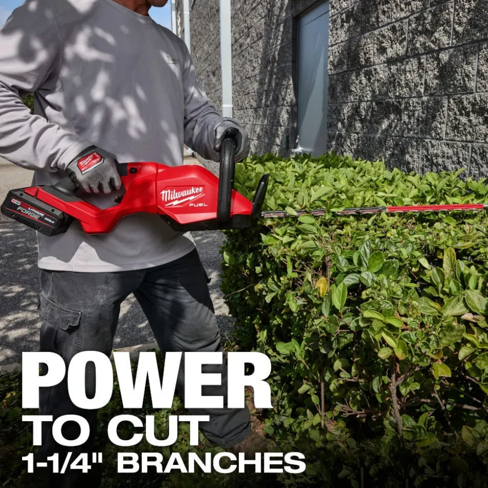 Milwaukee Tools M18 FUEL 30" Hedge Trimmer Kit 3034-21