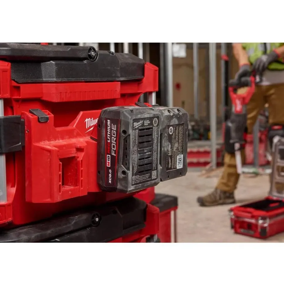 Milwaukee Tools PACKOUT Tool Box M18 Battery Rack Attachment 48-22-8603