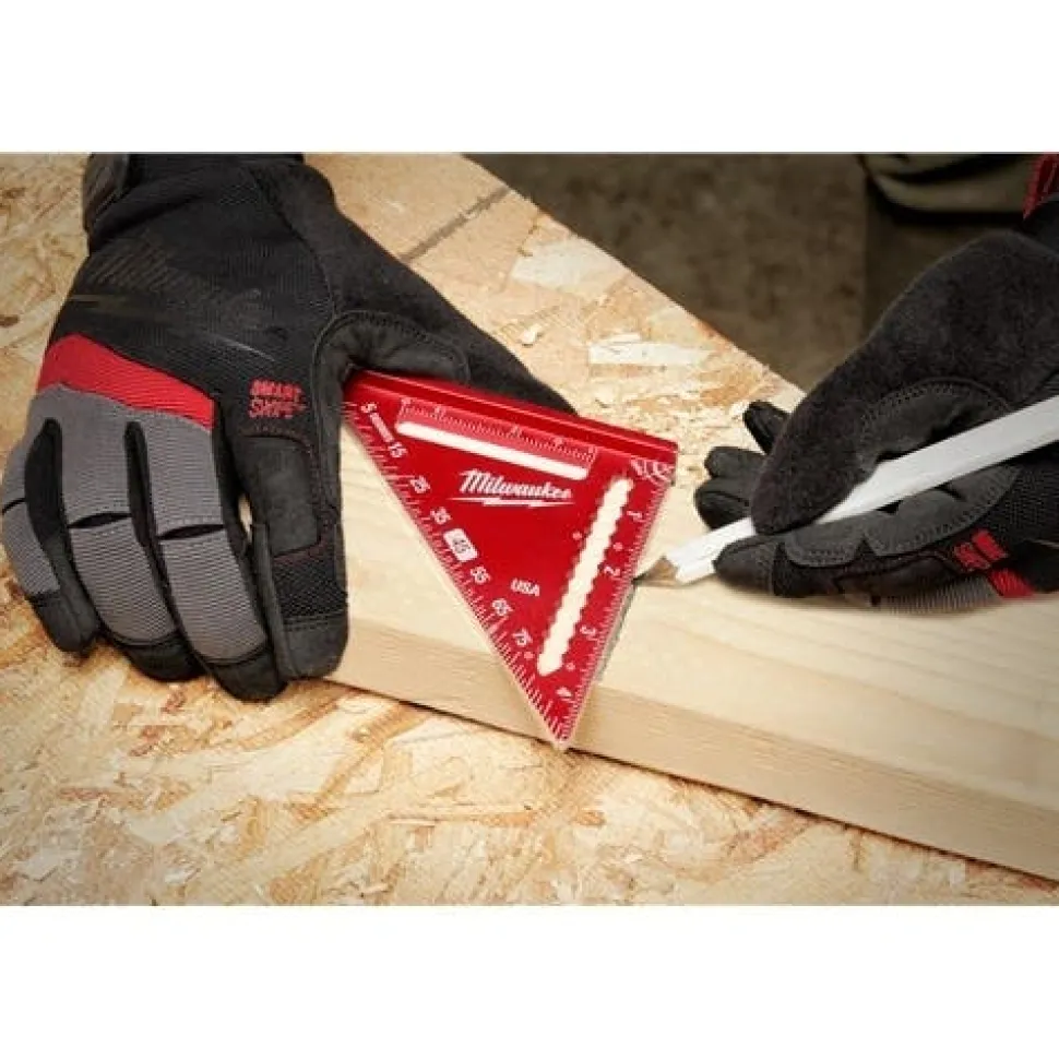 Milwaukee 4-1/2" Trim Square MLSQ040