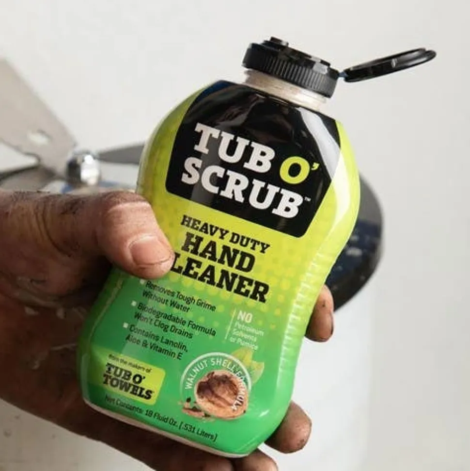Tub-O Towels Heavy Duty Hand Cleaner 18oz Squeeze Bottle TS18