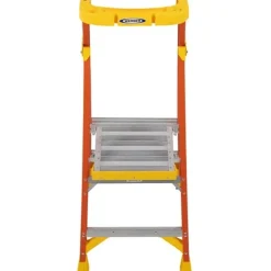 Werner 8' Fiberglass Podium Ladder 2' Platform Type IA PD6202