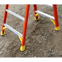 Werner 18FT Reach Height Fiberglass Podium Ladder 12ft Type IA PD6212